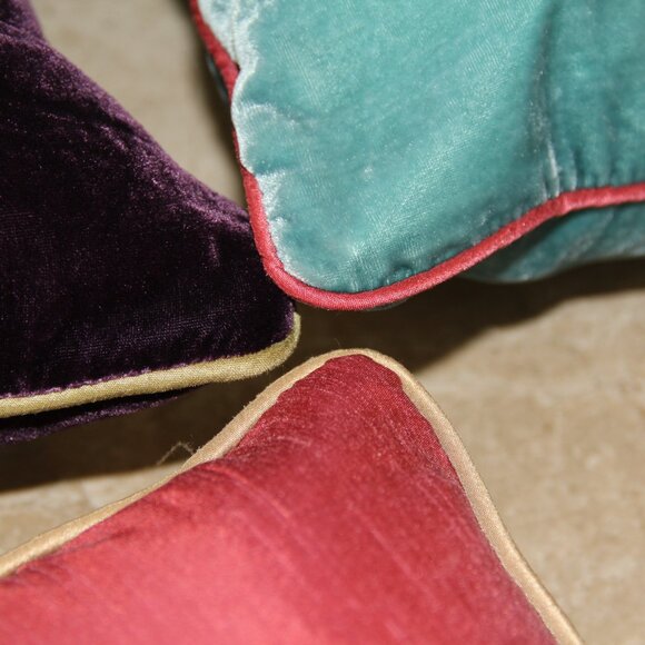 4-Decorative Colorful Wanderlust Throw Pillows - Picture 14 of 14